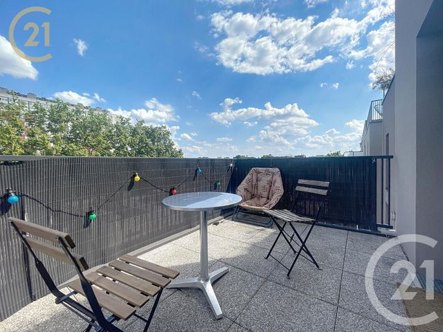 Appartement F2 à louer - 2 pièces - 38.0 m2 - BONDY - 93 - ILE-DE-FRANCE - Century 21 Ricard Immobilier