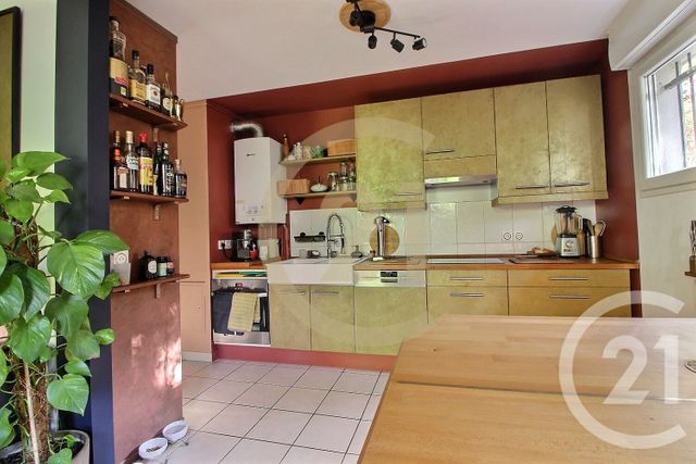 Appartement F3 à vendre - 3 pièces - 68.31 m2 - PANTIN - 93 - ILE-DE-FRANCE - Century 21 Ricard Immobilier
