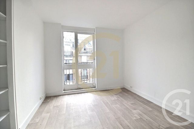 Appartement T4 à vendre - 3 pièces - 102.0 m2 - PANTIN - 93 - ILE-DE-FRANCE - Century 21 Ricard Immobilier