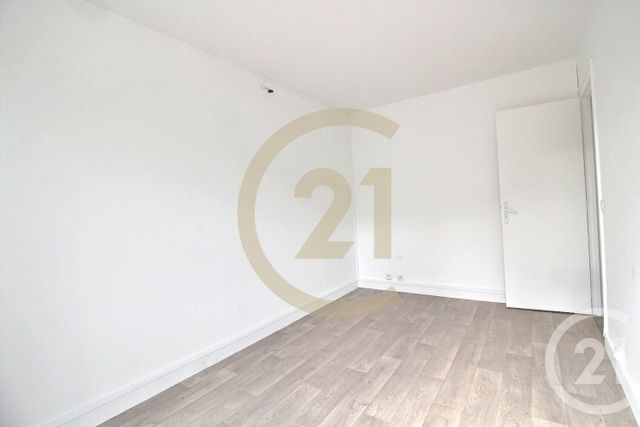Appartement T4 à vendre - 3 pièces - 102.0 m2 - PANTIN - 93 - ILE-DE-FRANCE - Century 21 Ricard Immobilier
