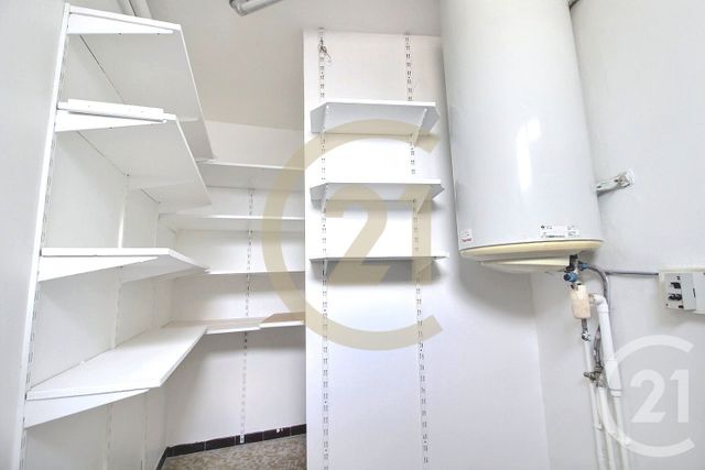 Appartement T4 à vendre - 3 pièces - 102.0 m2 - PANTIN - 93 - ILE-DE-FRANCE - Century 21 Ricard Immobilier