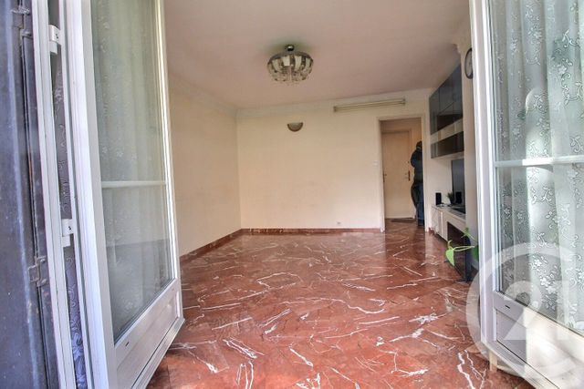 Appartement à vendre - 3 pièces - 52.25 m2 - PANTIN - 93 - ILE-DE-FRANCE - Century 21 Ricard Immobilier