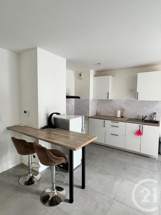 Appartement F2 à louer - 2 pièces - 39.85 m2 - ROSNY SOUS BOIS - 93 - ILE-DE-FRANCE - Century 21 Ricard Immobilier