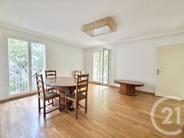 Appartement F3 à vendre - 3 pièces - 67.95 m2 - PANTIN - 93 - ILE-DE-FRANCE - Century 21 Ricard Immobilier