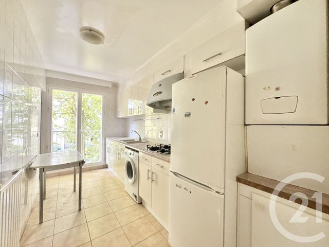 Appartement F3 à vendre - 3 pièces - 67.95 m2 - PANTIN - 93 - ILE-DE-FRANCE - Century 21 Ricard Immobilier