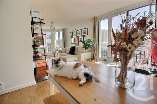 Appartement F4 à vendre - 4 pièces - 73.43 m2 - PANTIN - 93 - ILE-DE-FRANCE - Century 21 Ricard Immobilier