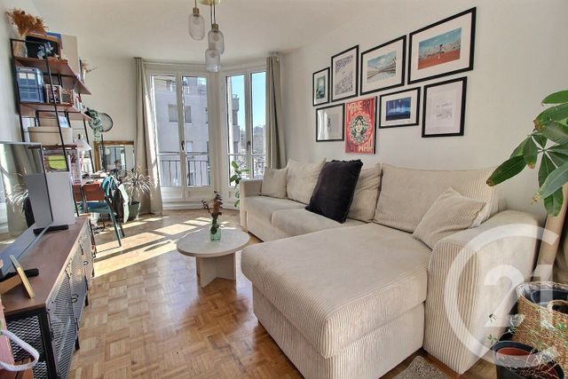 Appartement F4 à vendre - 4 pièces - 73.43 m2 - PANTIN - 93 - ILE-DE-FRANCE - Century 21 Ricard Immobilier