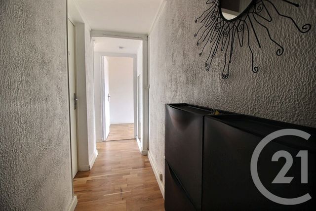 Appartement F2 à vendre - 2 pièces - 32.59 m2 - PANTIN - 93 - ILE-DE-FRANCE - Century 21 Ricard Immobilier