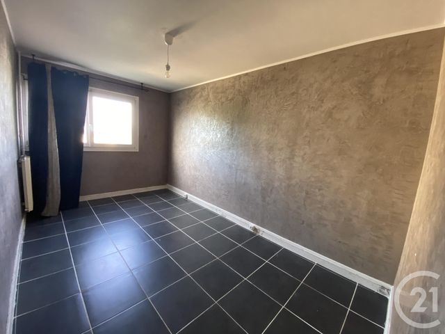 Appartement F3 à louer - 3 pièces - 71.2 m2 - LES PAVILLONS SOUS BOIS - 93 - ILE-DE-FRANCE - Century 21 Ricard Immobilier