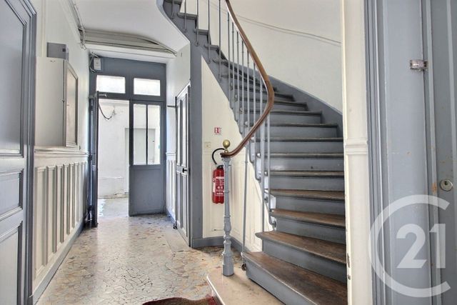 Appartement F2 à vendre - 2 pièces - 37.7 m2 - PANTIN - 93 - ILE-DE-FRANCE - Century 21 Ricard Immobilier