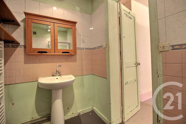 Appartement F2 à vendre - 2 pièces - 37.7 m2 - PANTIN - 93 - ILE-DE-FRANCE - Century 21 Ricard Immobilier
