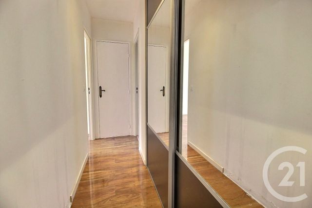 Appartement F2 à vendre - 2 pièces - 47.8 m2 - PANTIN - 93 - ILE-DE-FRANCE - Century 21 Ricard Immobilier