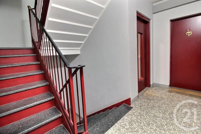 Appartement F2 à vendre - 2 pièces - 46.82 m2 - PANTIN - 93 - ILE-DE-FRANCE - Century 21 Ricard Immobilier