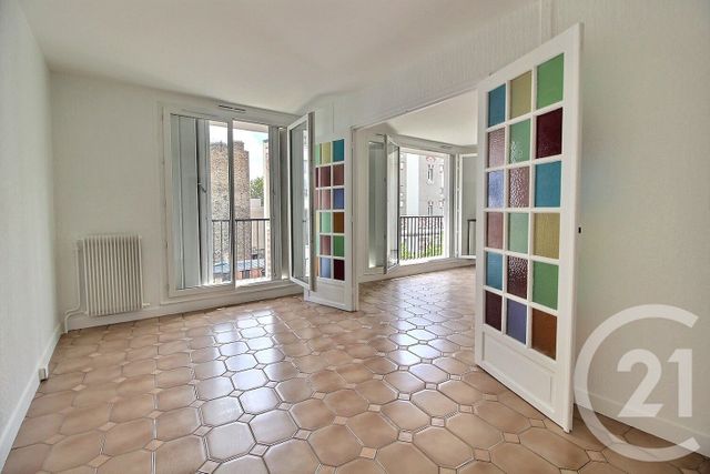 Appartement F4 à vendre - 4 pièces - 90.24 m2 - PANTIN - 93 - ILE-DE-FRANCE - Century 21 Ricard Immobilier