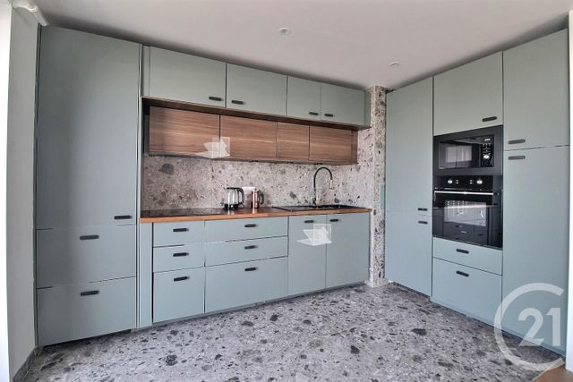 Appartement F4 à vendre - 4 pièces - 78.32 m2 - PANTIN - 93 - ILE-DE-FRANCE - Century 21 Ricard Immobilier