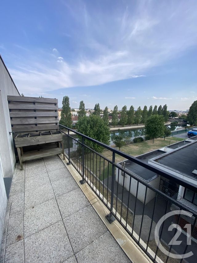 Appartement F2 à louer - 2 pièces - 49.77 m2 - LES PAVILLONS SOUS BOIS - 93 - ILE-DE-FRANCE - Century 21 Ricard Immobilier