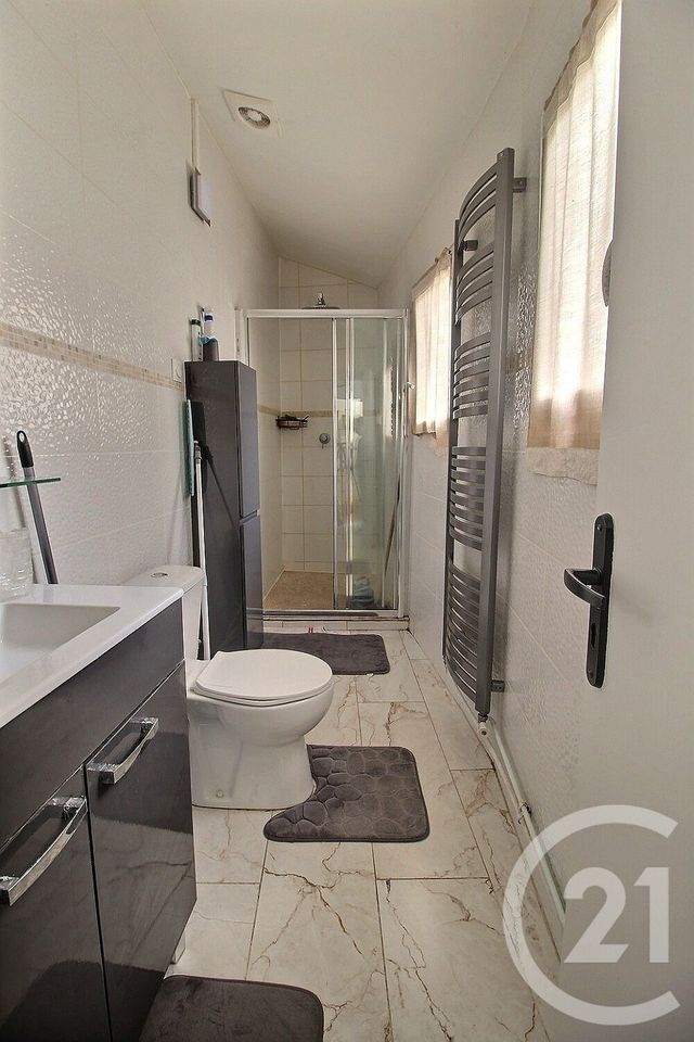 Appartement F2 à vendre - 2 pièces - 46.7 m2 - PANTIN - 93 - ILE-DE-FRANCE - Century 21 Ricard Immobilier