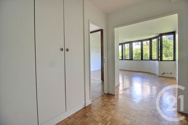 Appartement F3 à vendre - 3 pièces - 70.45 m2 - PANTIN - 93 - ILE-DE-FRANCE - Century 21 Ricard Immobilier