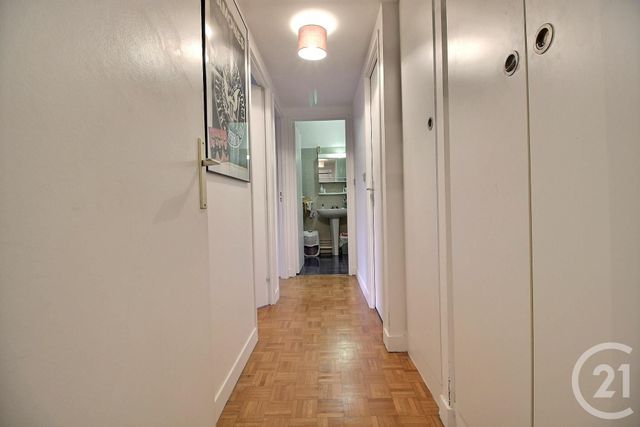 Appartement F3 à vendre - 3 pièces - 70.45 m2 - PANTIN - 93 - ILE-DE-FRANCE - Century 21 Ricard Immobilier