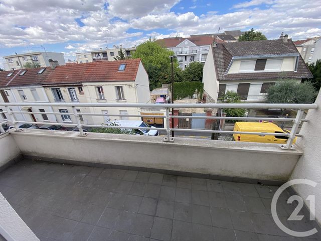 Appartement F1 à louer - 1 pièce - 33.46 m2 - LIVRY GARGAN - 93 - ILE-DE-FRANCE - Century 21 Ricard Immobilier