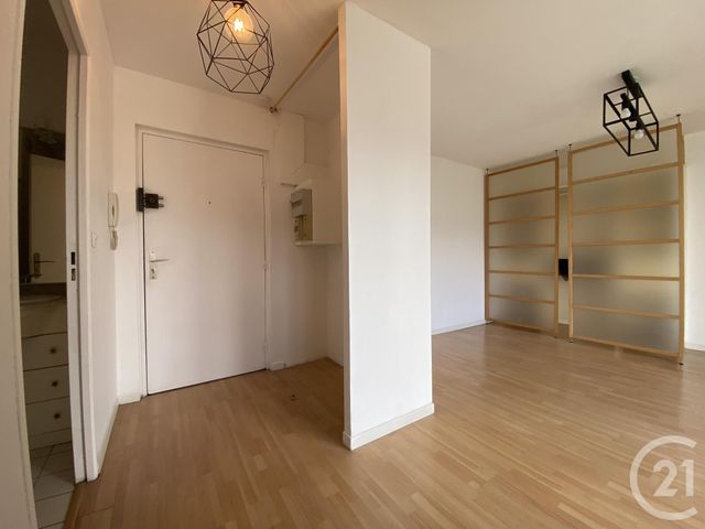 Appartement F1 à louer - 1 pièce - 33.46 m2 - LIVRY GARGAN - 93 - ILE-DE-FRANCE - Century 21 Ricard Immobilier