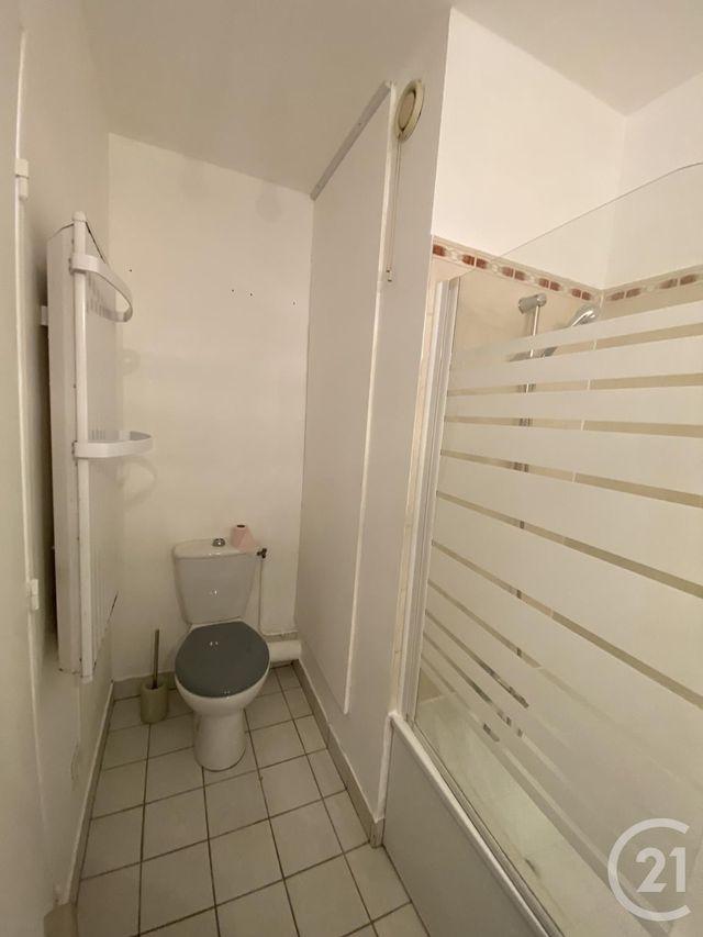 Appartement F1 à louer - 1 pièce - 33.46 m2 - LIVRY GARGAN - 93 - ILE-DE-FRANCE - Century 21 Ricard Immobilier