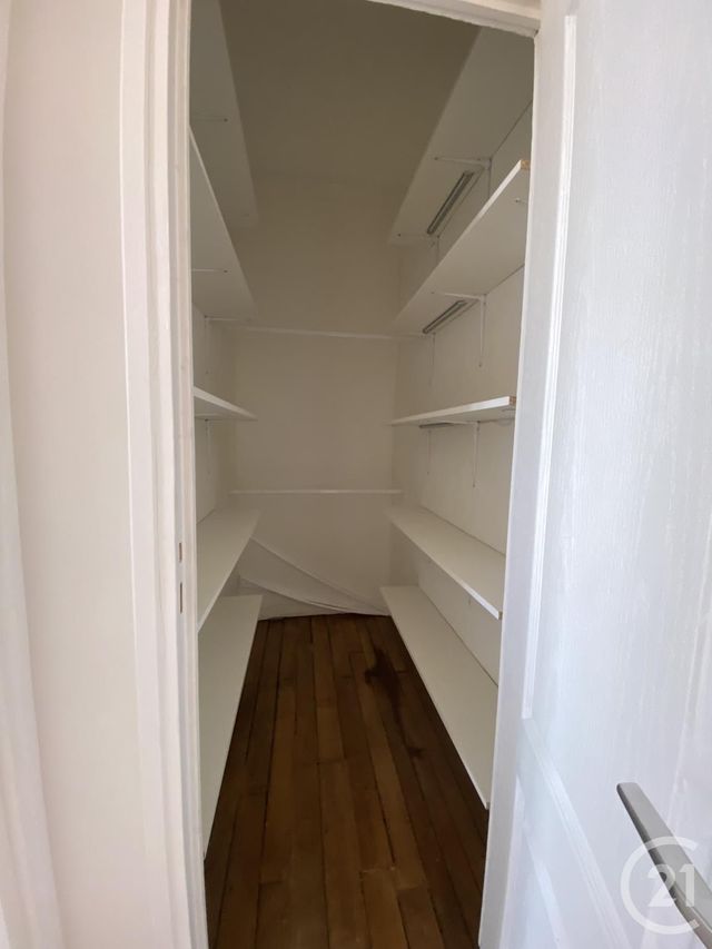 Appartement F2 à louer - 2 pièces - 47.37 m2 - LIVRY GARGAN - 93 - ILE-DE-FRANCE - Century 21 Ricard Immobilier