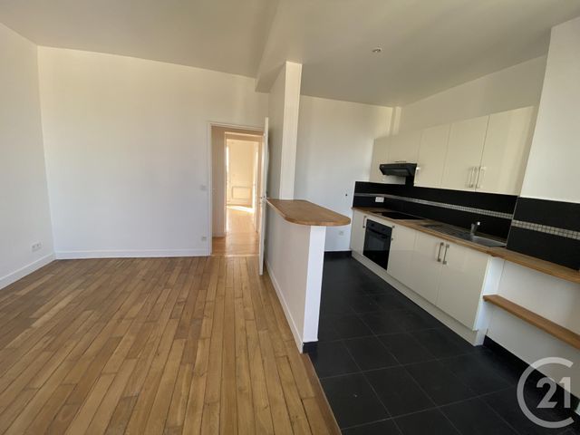 Appartement F2 à louer - 2 pièces - 47.37 m2 - LIVRY GARGAN - 93 - ILE-DE-FRANCE - Century 21 Ricard Immobilier