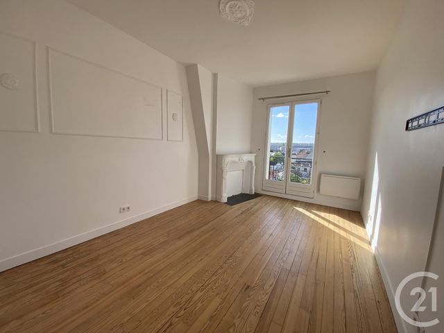 Appartement F2 à louer - 2 pièces - 47.37 m2 - LIVRY GARGAN - 93 - ILE-DE-FRANCE - Century 21 Ricard Immobilier