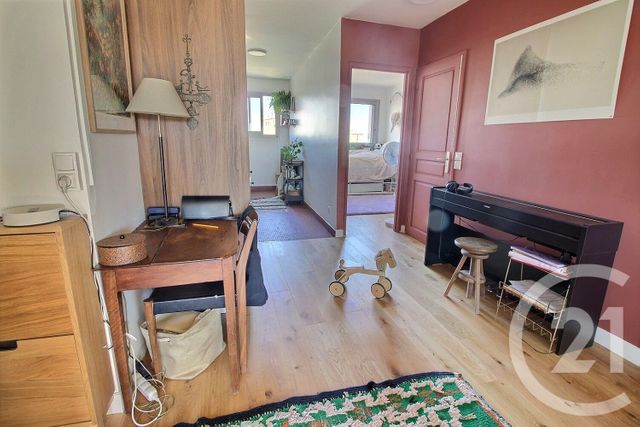 Appartement F3 à vendre - 3 pièces - 61.0 m2 - PANTIN - 93 - ILE-DE-FRANCE - Century 21 Ricard Immobilier
