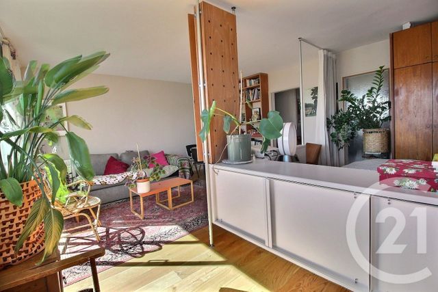 Appartement F3 à vendre - 3 pièces - 61.0 m2 - PANTIN - 93 - ILE-DE-FRANCE - Century 21 Ricard Immobilier