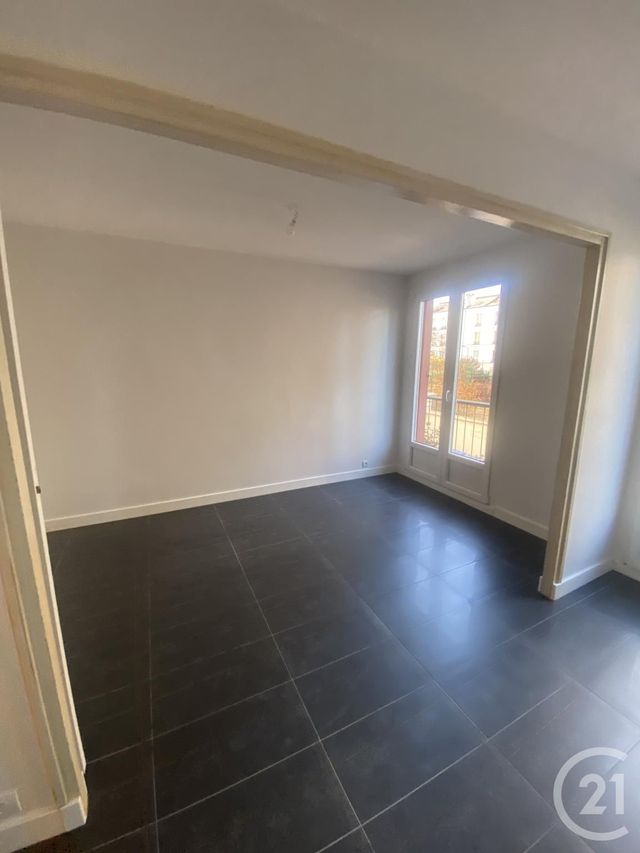 Appartement F3 à louer - 3 pièces - 44.43 m2 - ROSNY SOUS BOIS - 93 - ILE-DE-FRANCE - Century 21 Ricard Immobilier